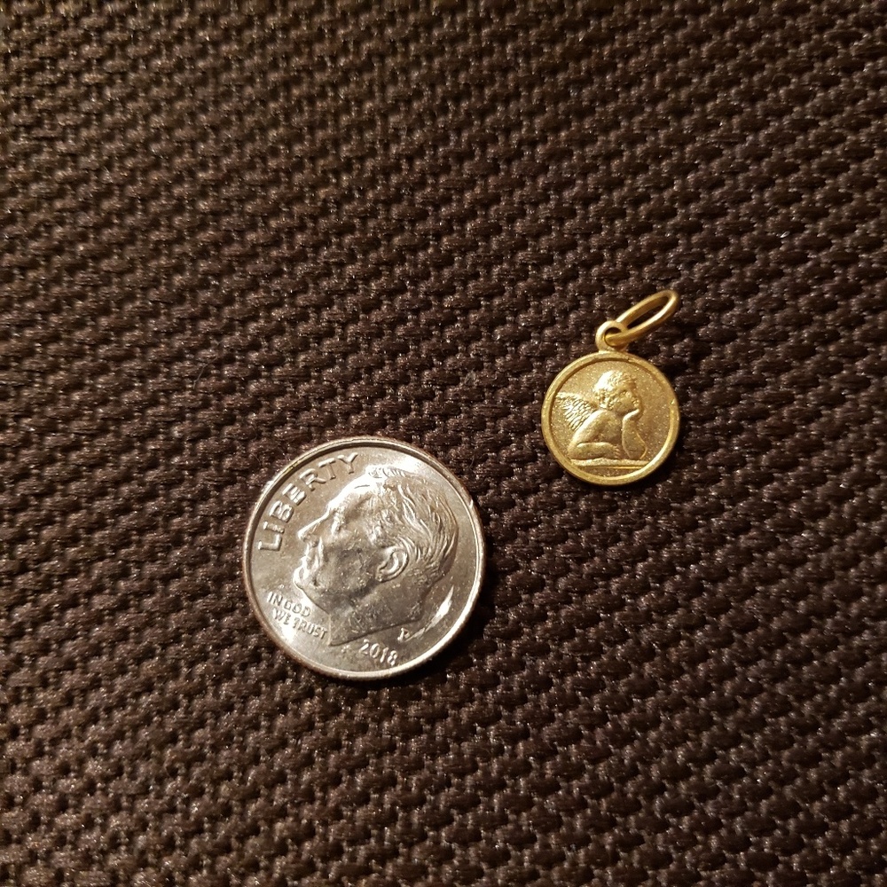 14K Solid Gold Angel Small Pendant/Medallion - Picture 4 of 7